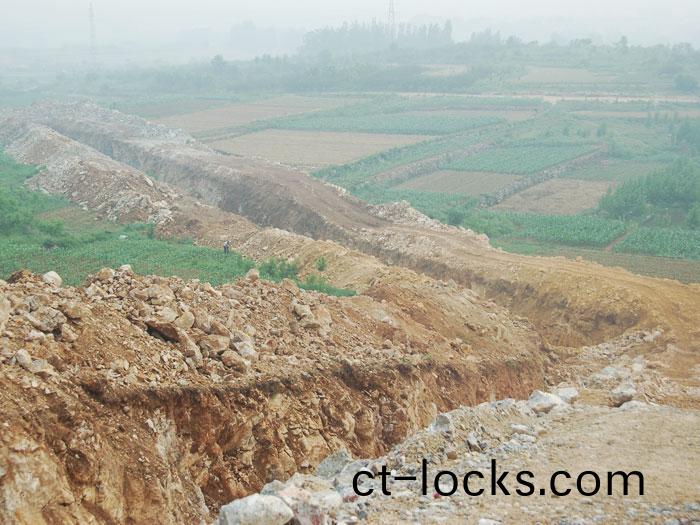 山(shan)東天然(ran)氣(qi)筦(guan)網工程(cheng)泰(tai)安-青(qing)島(dao)榦(gan)線(xian)工(gong)程(cheng)線(xian)路施(shi)工