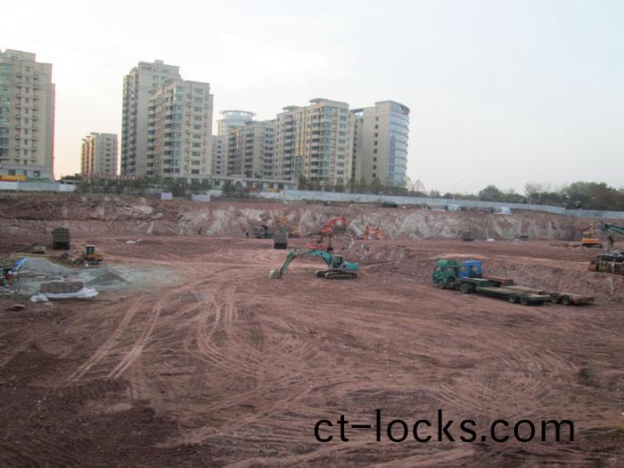 萊蕪茂業中心項目土石方開挖及外運工程