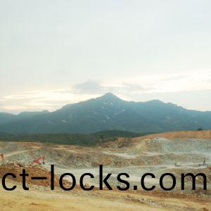 煙檯中嘉(jia)鑛業(ye)宋傢溝鑛山石方爆破工程